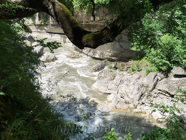 Водопады Ручья Руфабго 55
